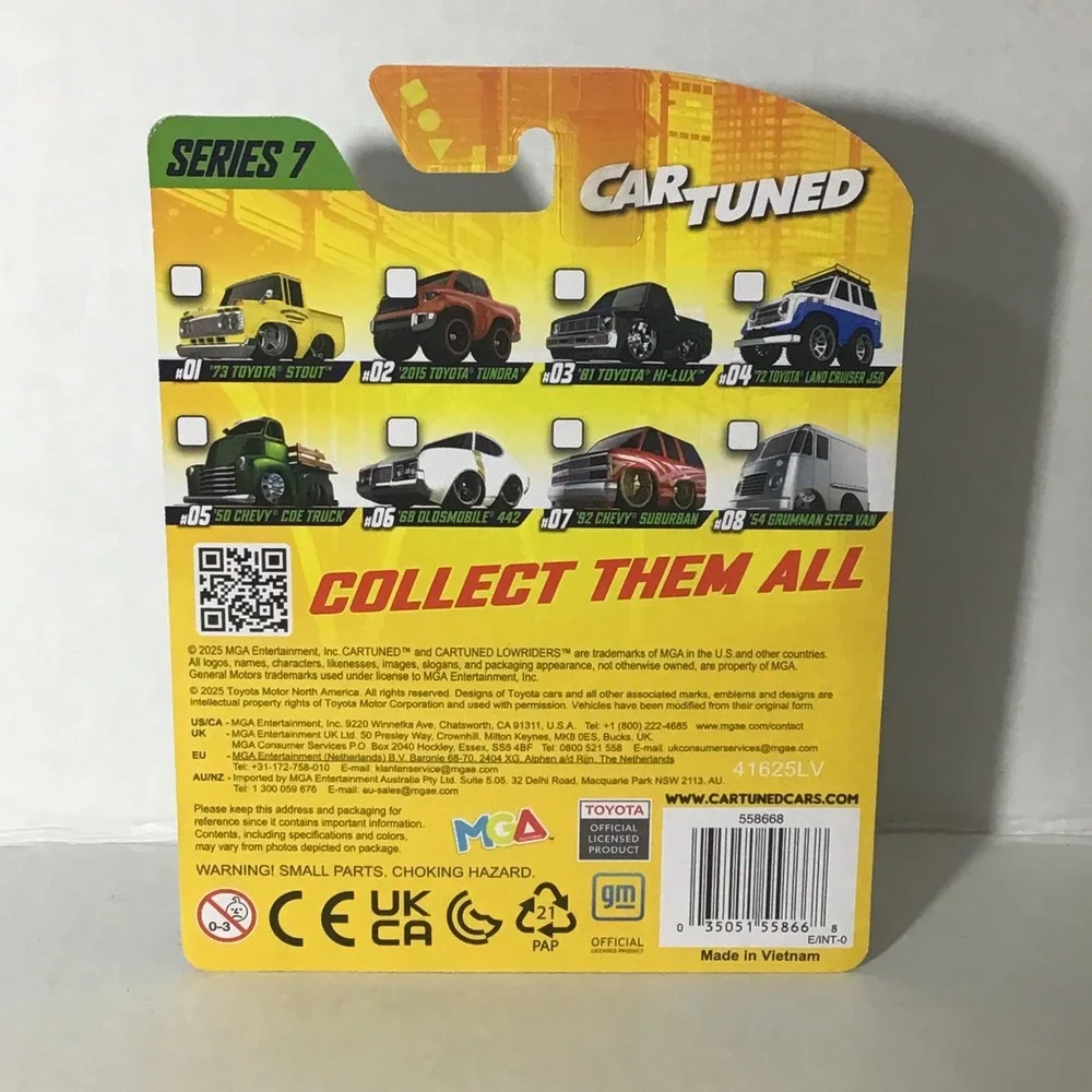 CarTuned Series 7 08 '54 Grumman Step Van Silver Diecast Metal MGA Entertainment